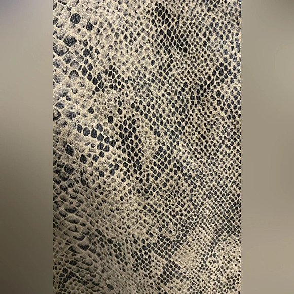 Zara Snake Print Zipper Detail Skinny Pants Size 2 - Picture 2 of 8